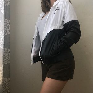 grey/white nike windbreaker